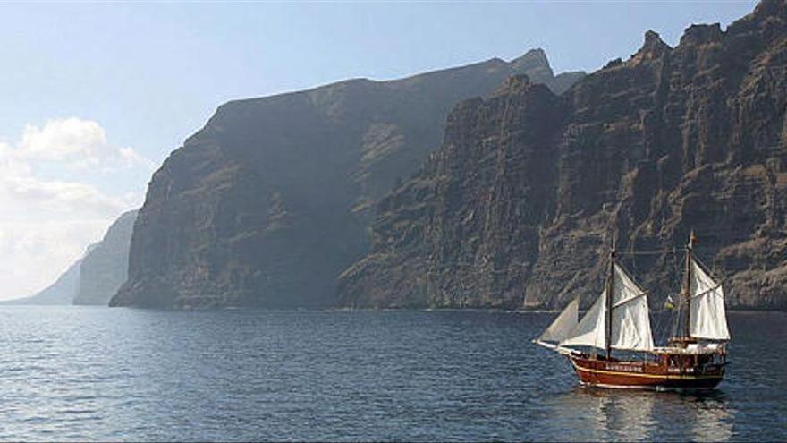 شقة Acantilado de los Gigantes  في Apartamento Cerca De La Playa المظهر الخارجي الصورة